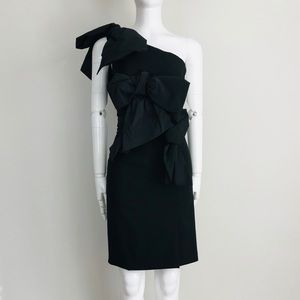 VIKTOR & ROLF one shoulder bow dress